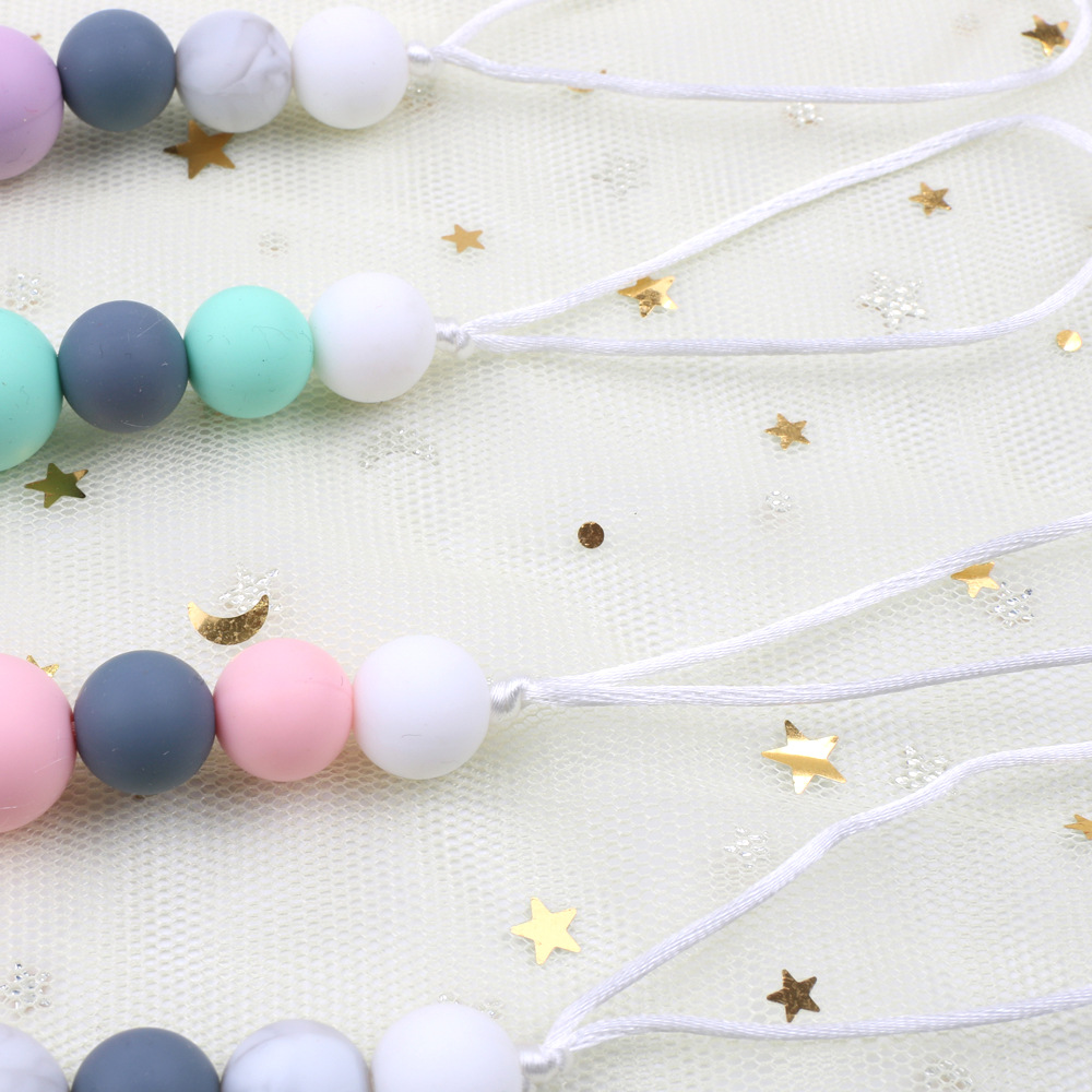 Pacifier clip with teething toy - Image 4