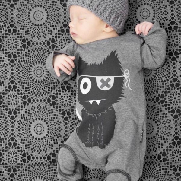Baby cartoon bear pattern bodysuit